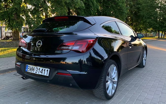 Opel Astra cena 31500 przebieg: 240000, rok produkcji 2012 z Ciechanowiec małe 106
